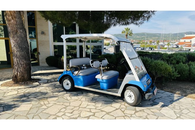 Yamaha G31E, 5 sjedala, potpuno renovirana golf kola, plava
