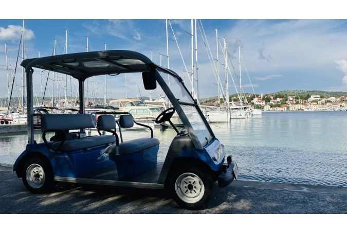 Yamaha G31E, 5 sjedala, potpuno renovirana golf kola, plava